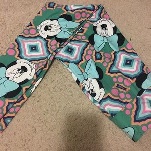 TC LuLaRoe Disney Leggings